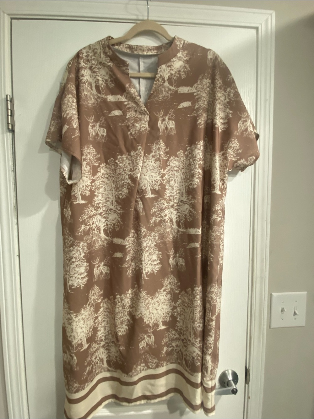 SHEIN Taupe and Cream Midi Dress with Scenic Print